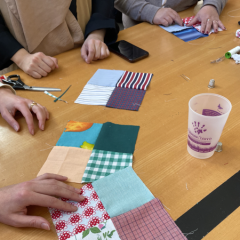 Interventions textiles- atelier initiation patchwork à la main